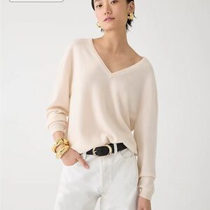 Elegant Cream V-Neck Sweater